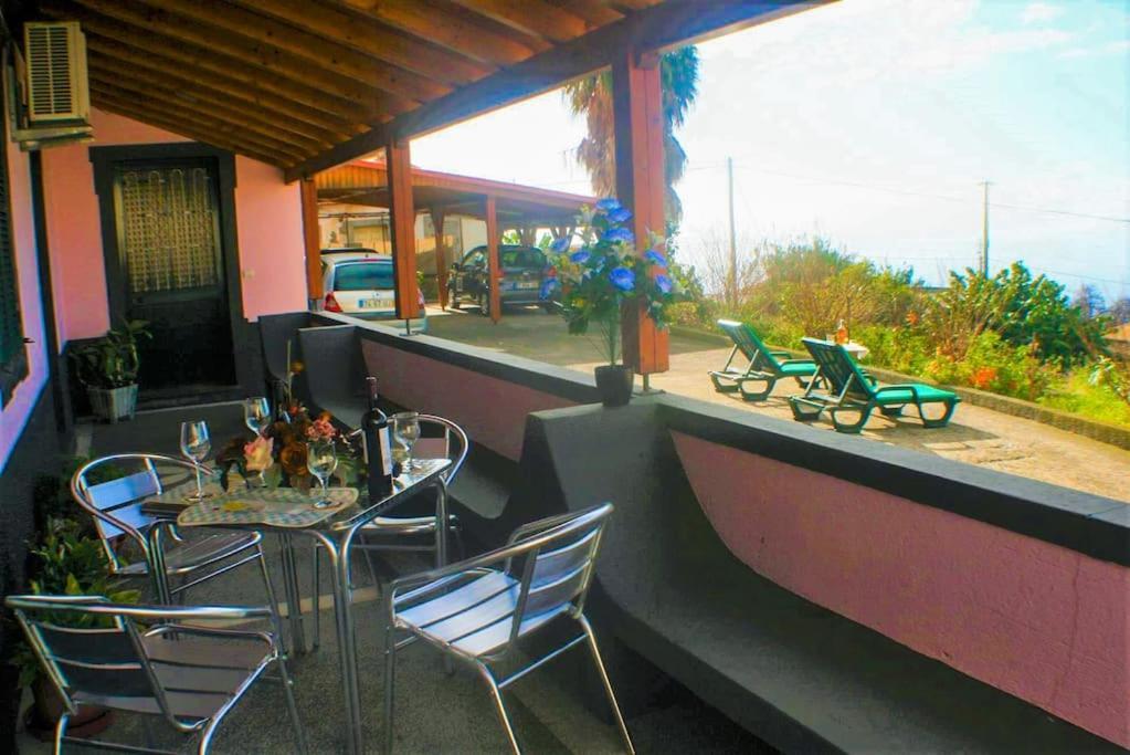 The Funny And Relax Apartment With Terrace & View Arco da Calheta  Luaran gambar